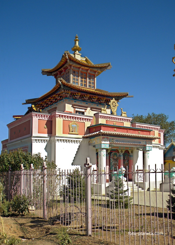 Цаган-Аманский хурул (Буддийский Храм)