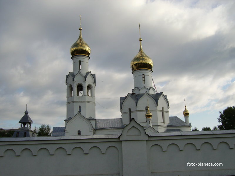 Новосибирск. Церковь в Левых Чемах