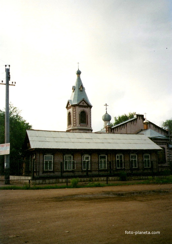 Бузулук. Церковь рядом с вокзалом