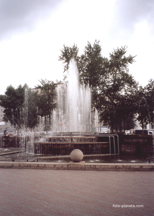 Фонтан в центре Новосибирска