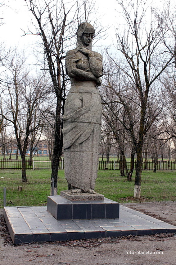 скульптура казачки
