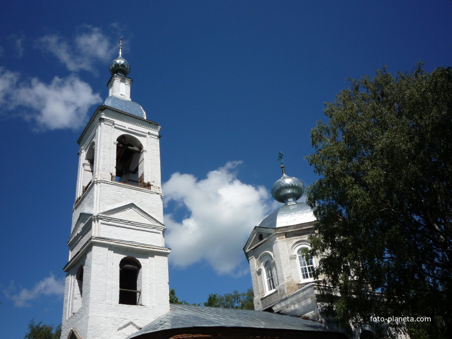 Церковь в селе Петрилово