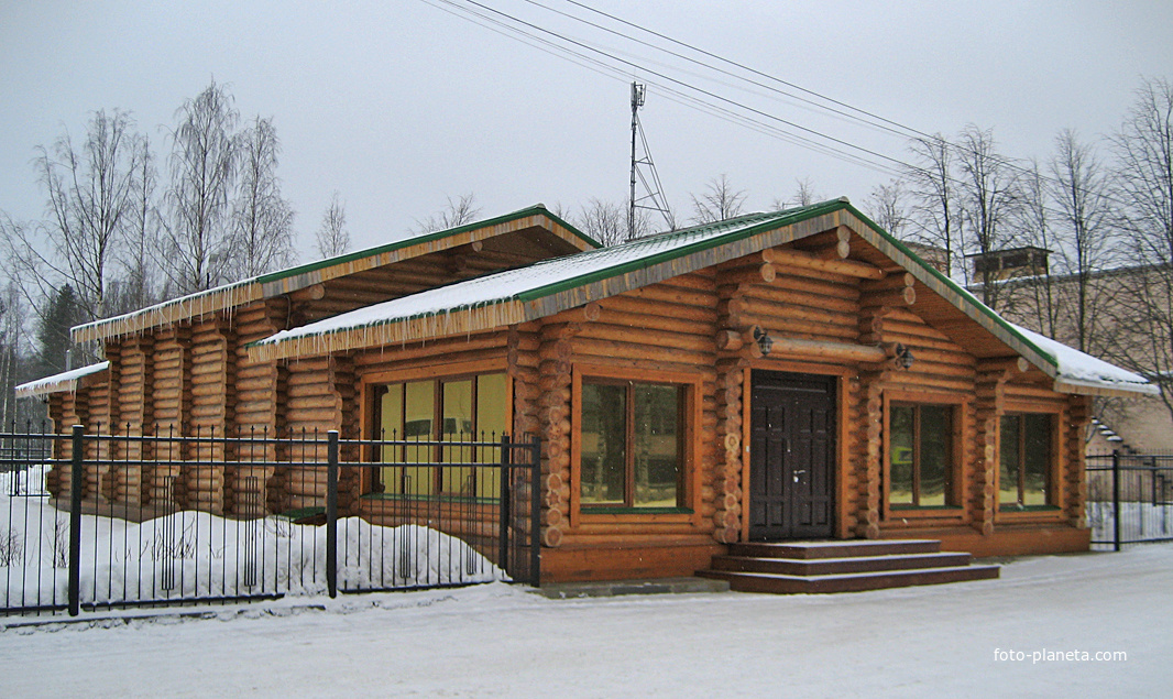 В Детскосельском. Кафе.