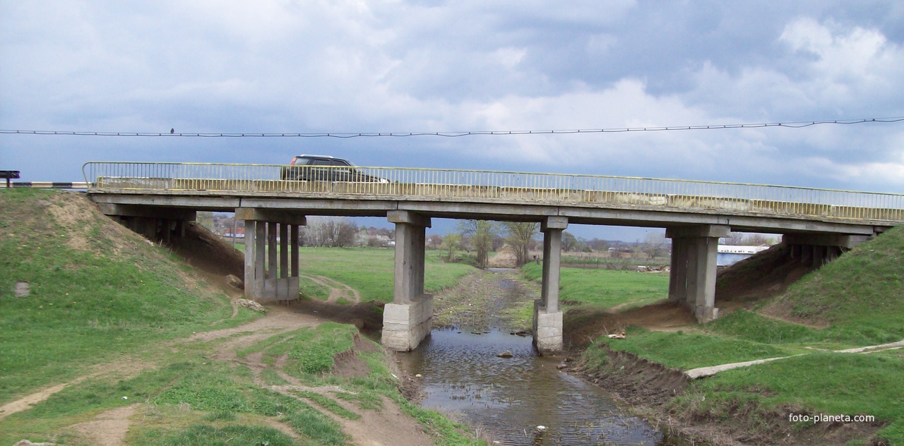 c. Новоукраинка. Мост.