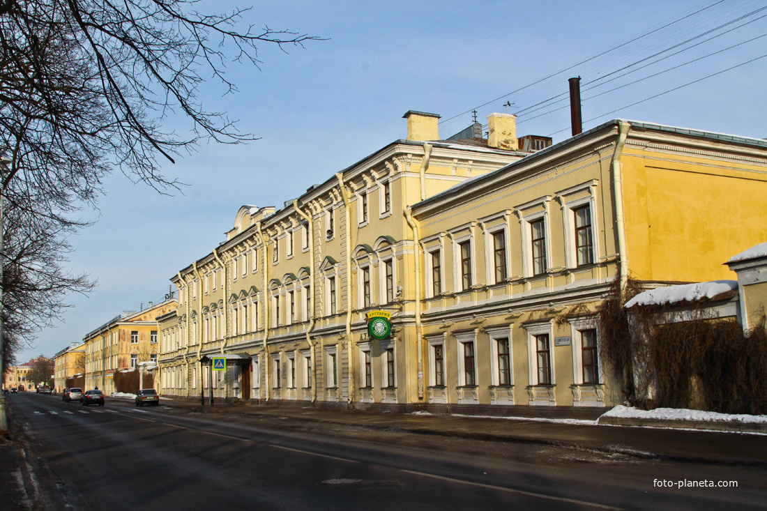 Здание драмтеатра Балтийского флота