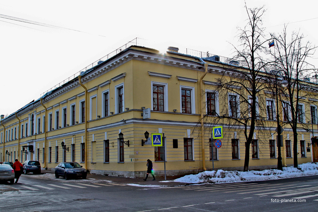 Здание администрации Кронштадта