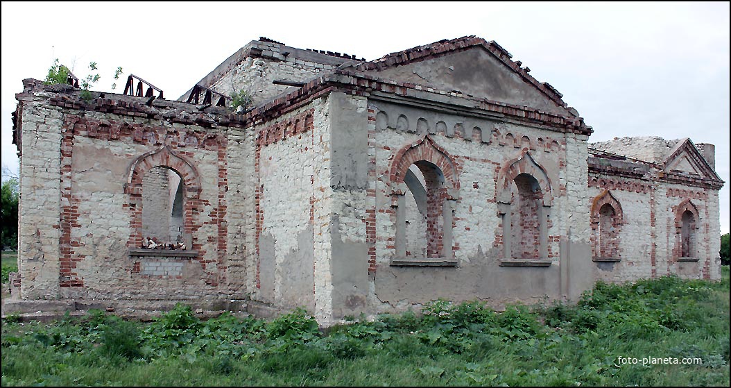 Руины Свято-Гергиевского храма