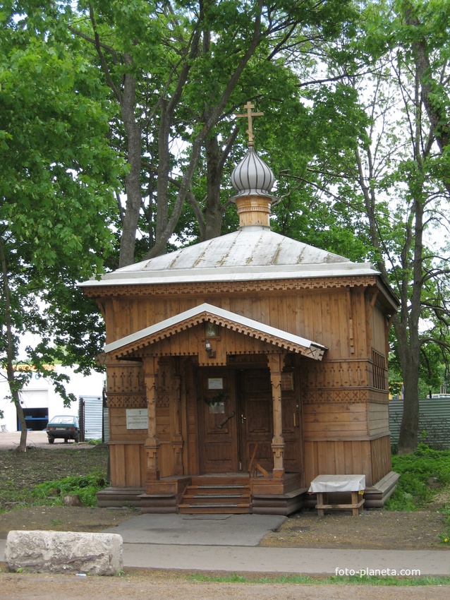 Храм-часовня в честь Святой равноапостольной Тамары.
