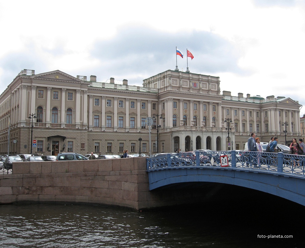 17. Мариинский дворец, синий мост.