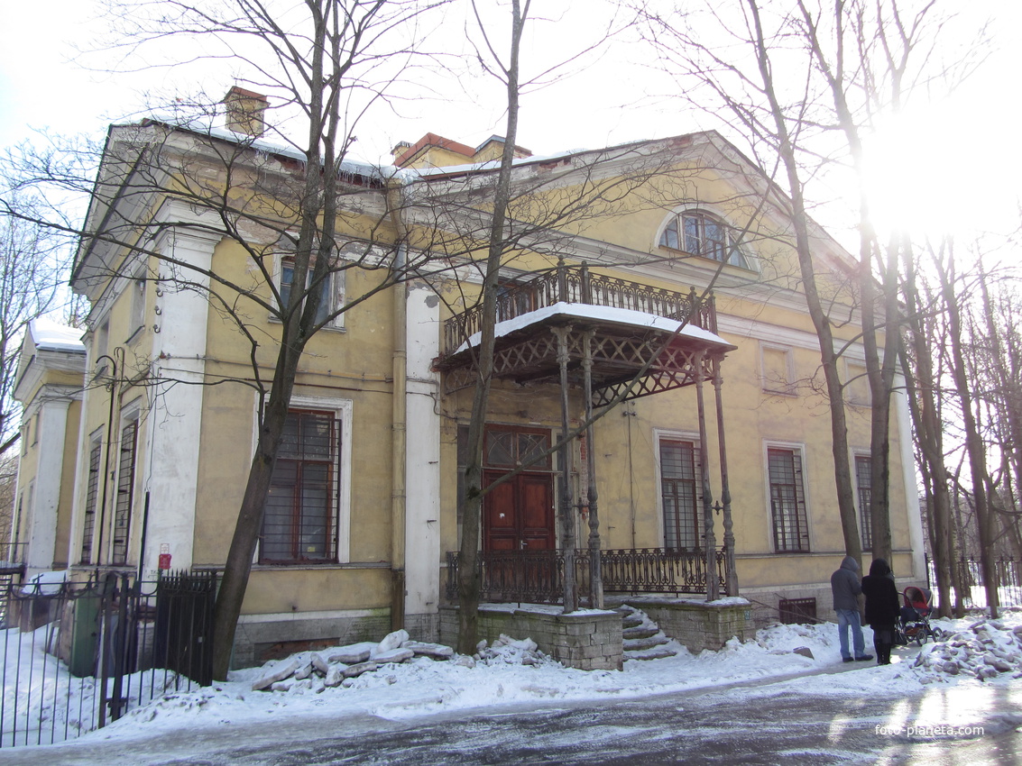 Усадьба Орловых-Денисовых.