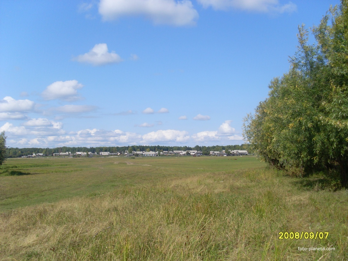 Вид на село со стороны Немой Долины