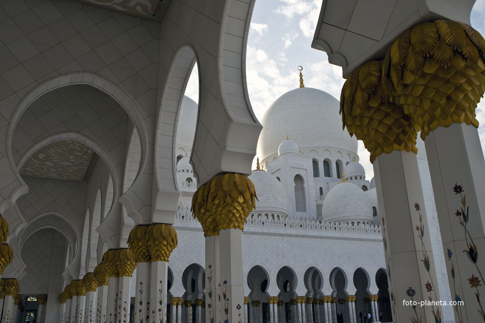 Белая мечеть шейха Заида