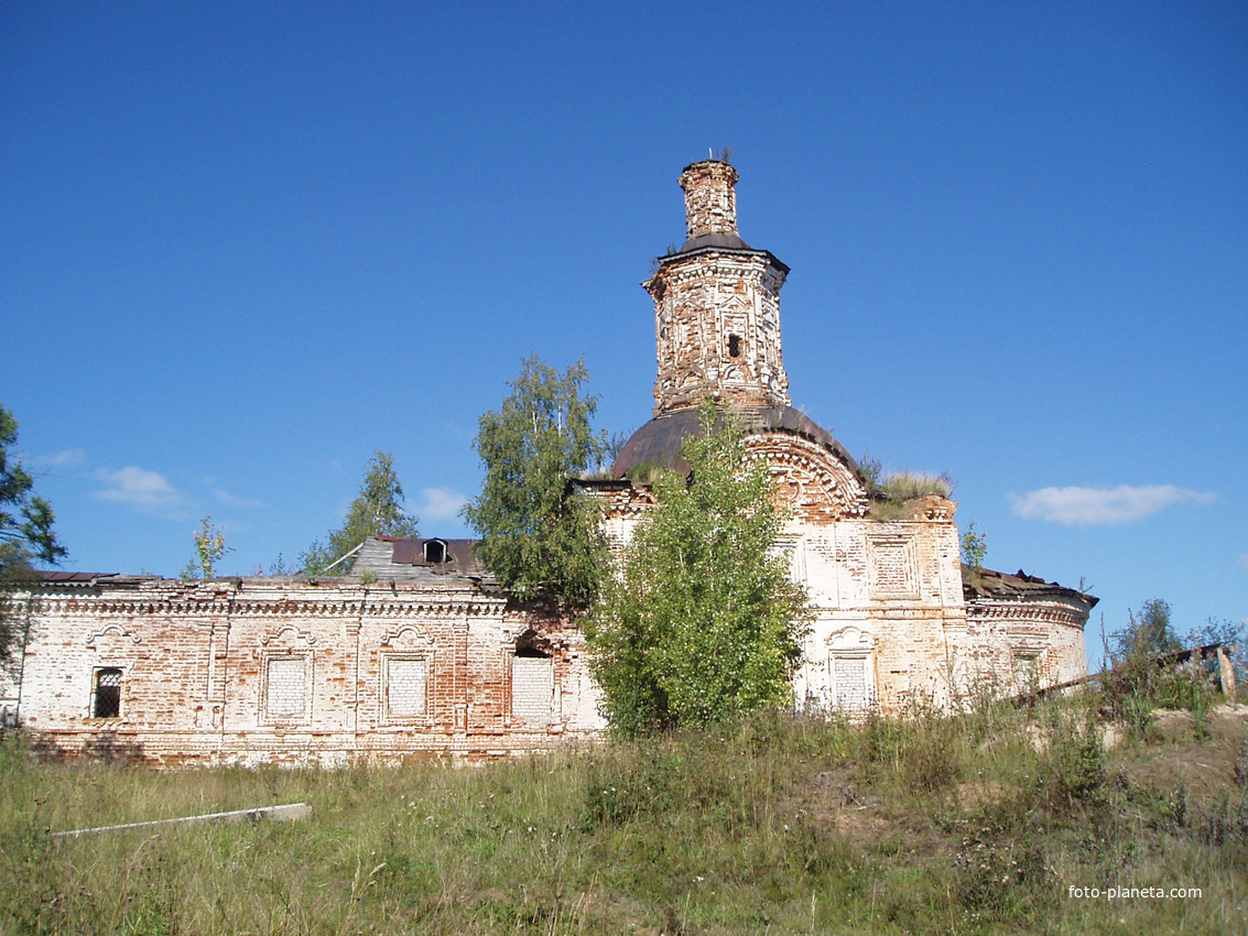 Старая церковь в Ирте