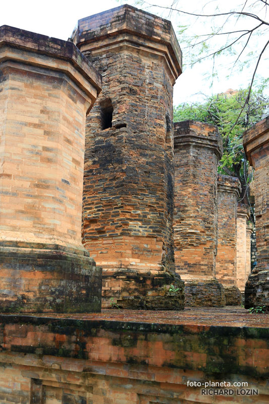 Thap Ba Ponagar