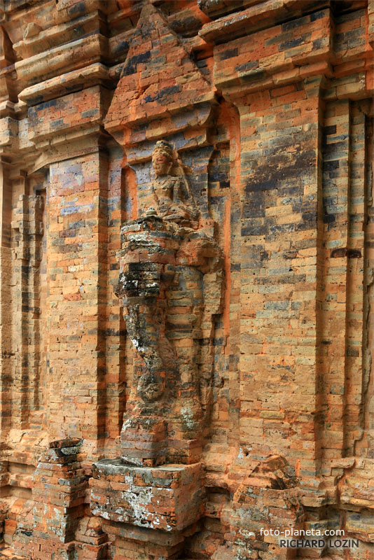 Thap Ba Ponagar