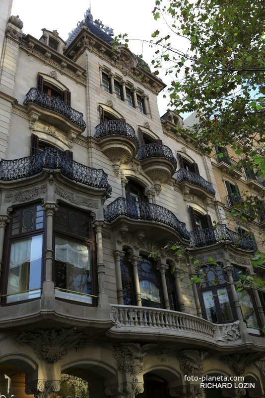 Балконы Барселоны