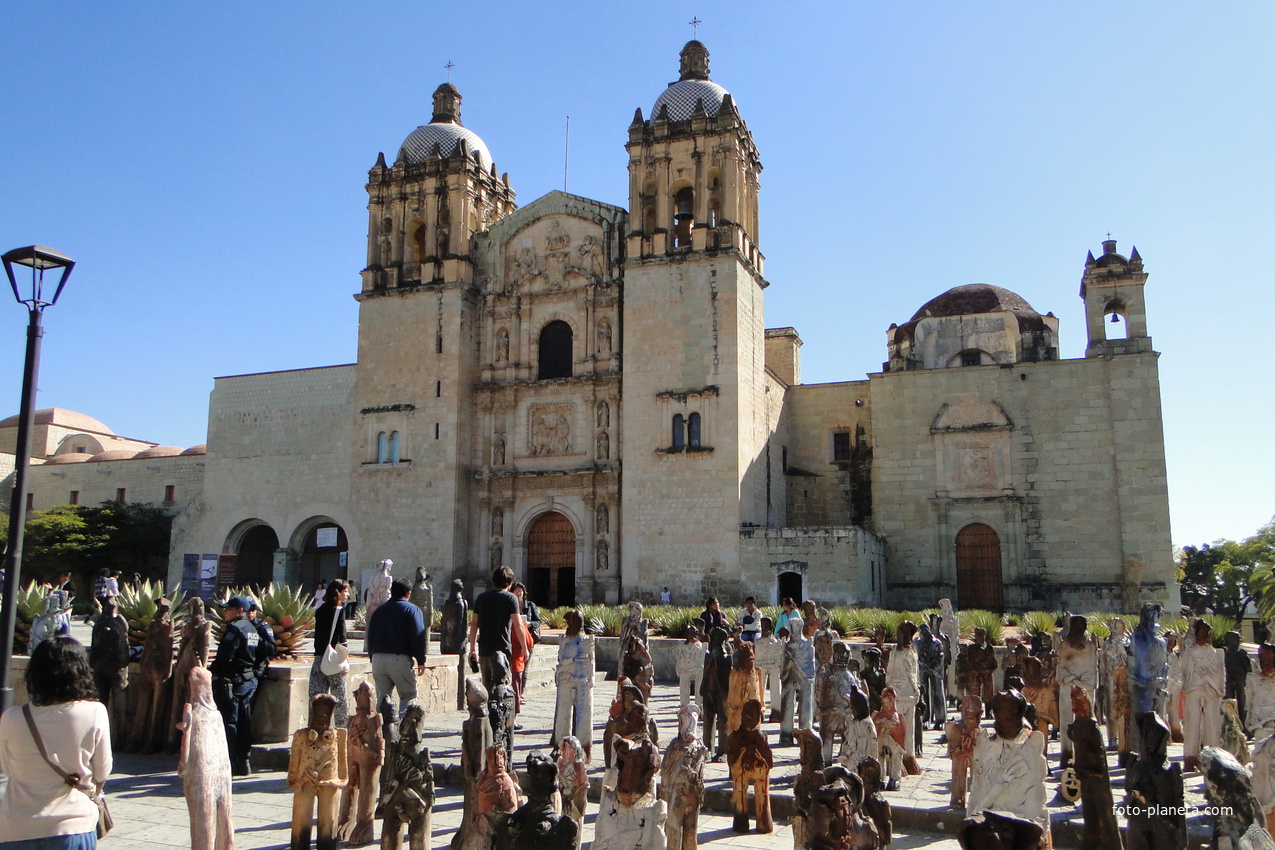 Оахака - площадь у Санто-Доминго