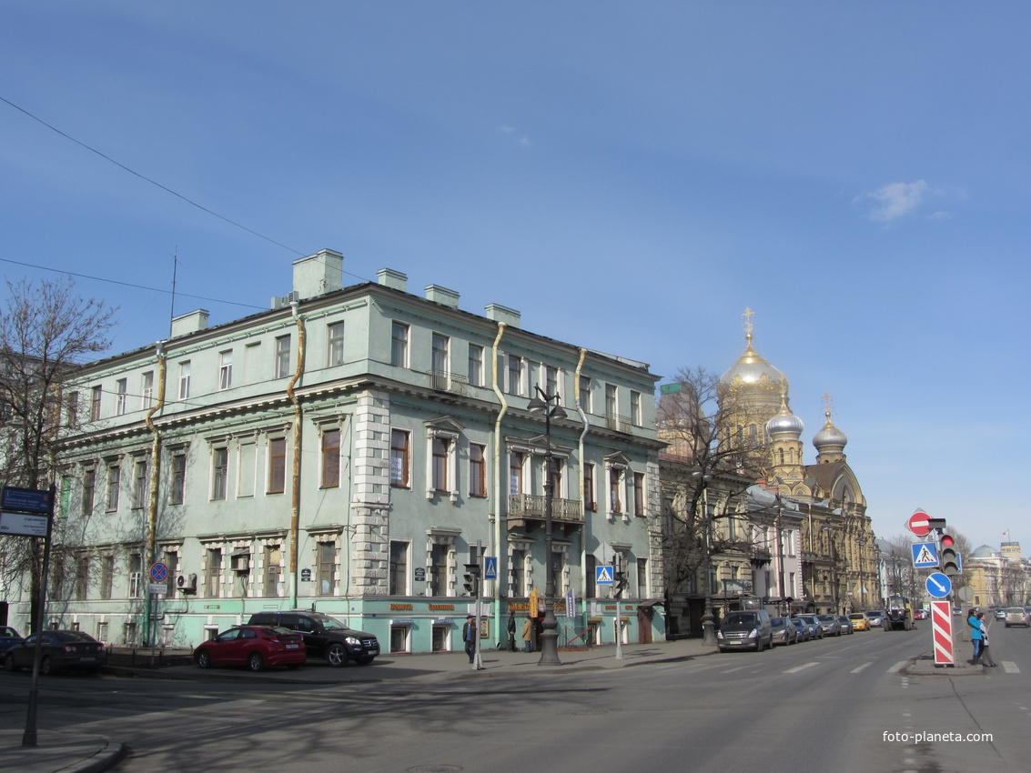 Набережная Лейтенанта Шмидта.