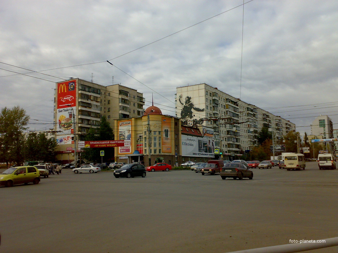перекрёсток проспекта Победы и улицы Молодогвардейцев