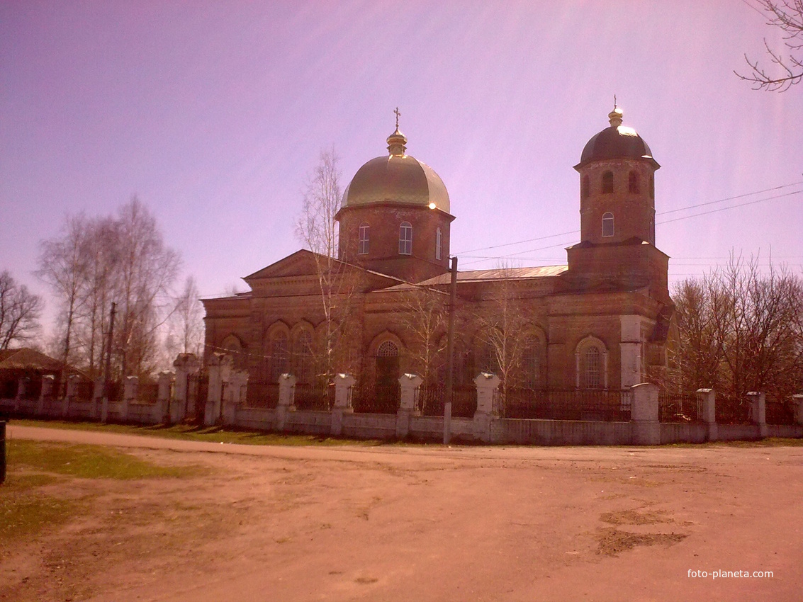 Церква у Хибалівці; 19.04.2011  12:50