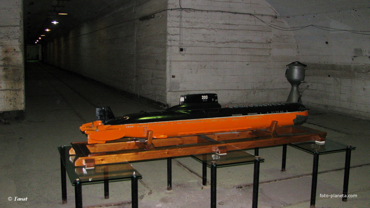 Макет подводной лодки в музее