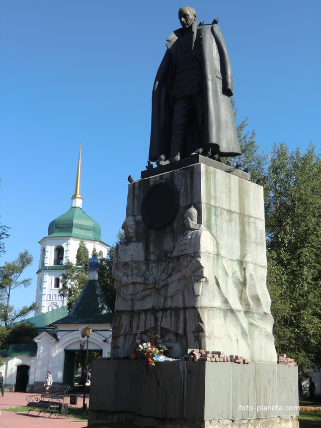 Памятник адмиралу Колчаку