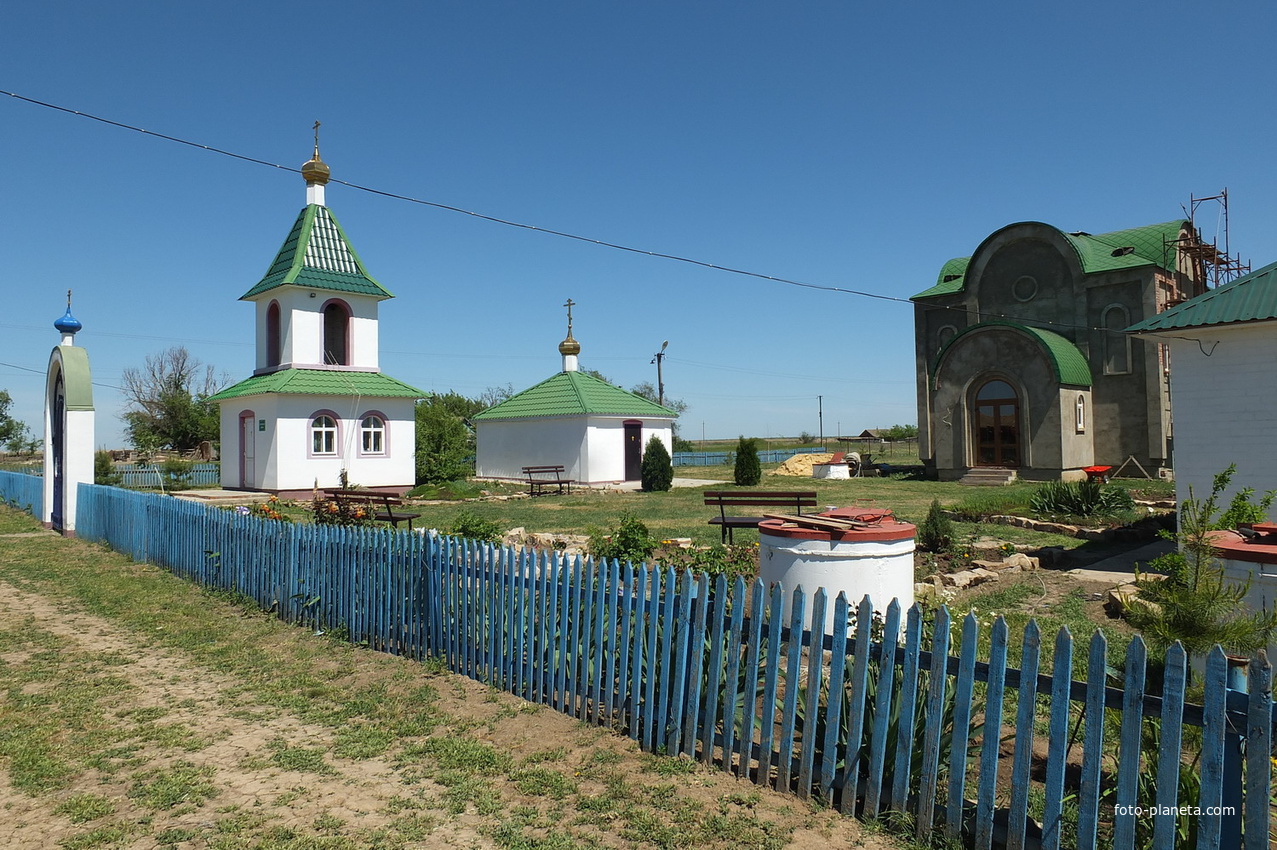 Храм в хуторе Валуйский Пролетарский район