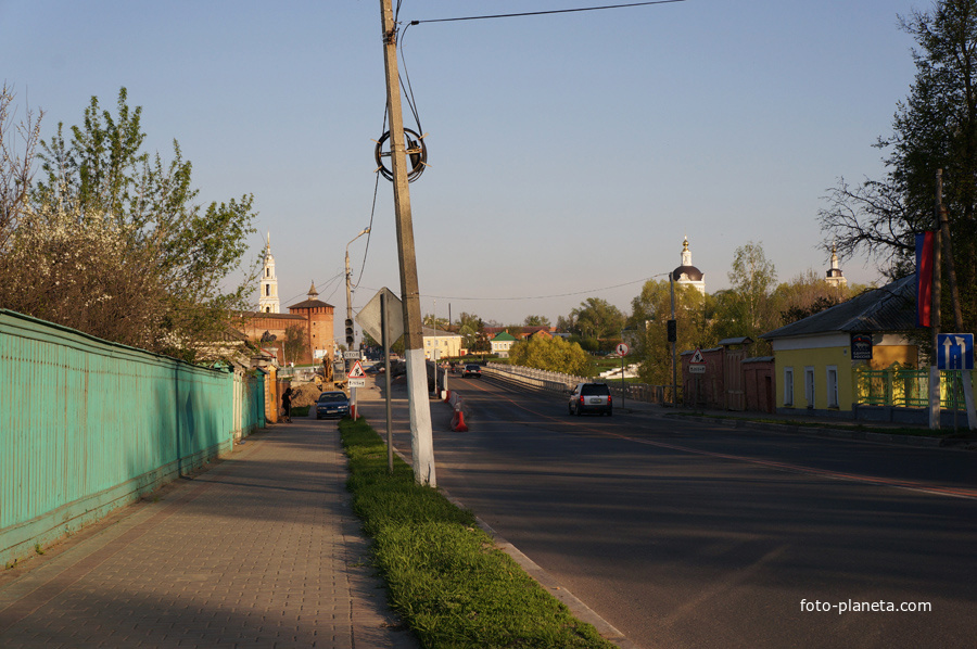 Улица Октябрьской Революции