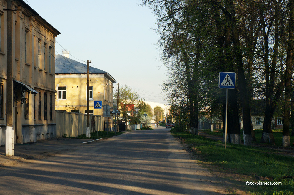 Малая Запрудная улица