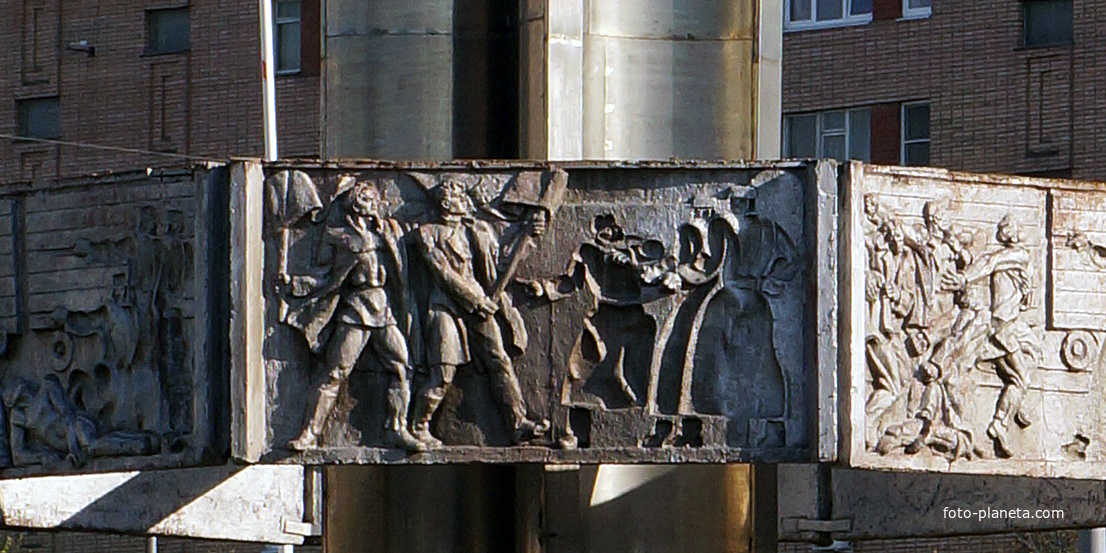 Панно памятника Жертвам карательной экспедиции 1905г.