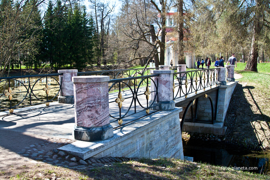 Екатерининский парк. Мраморный мостик.