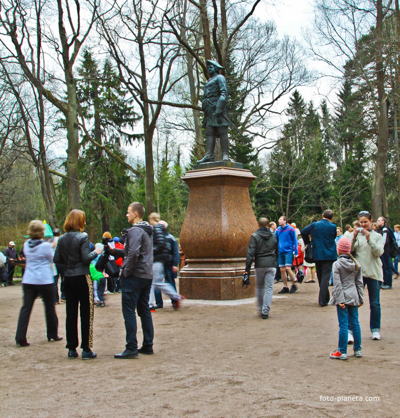 Памятник Петру Первому