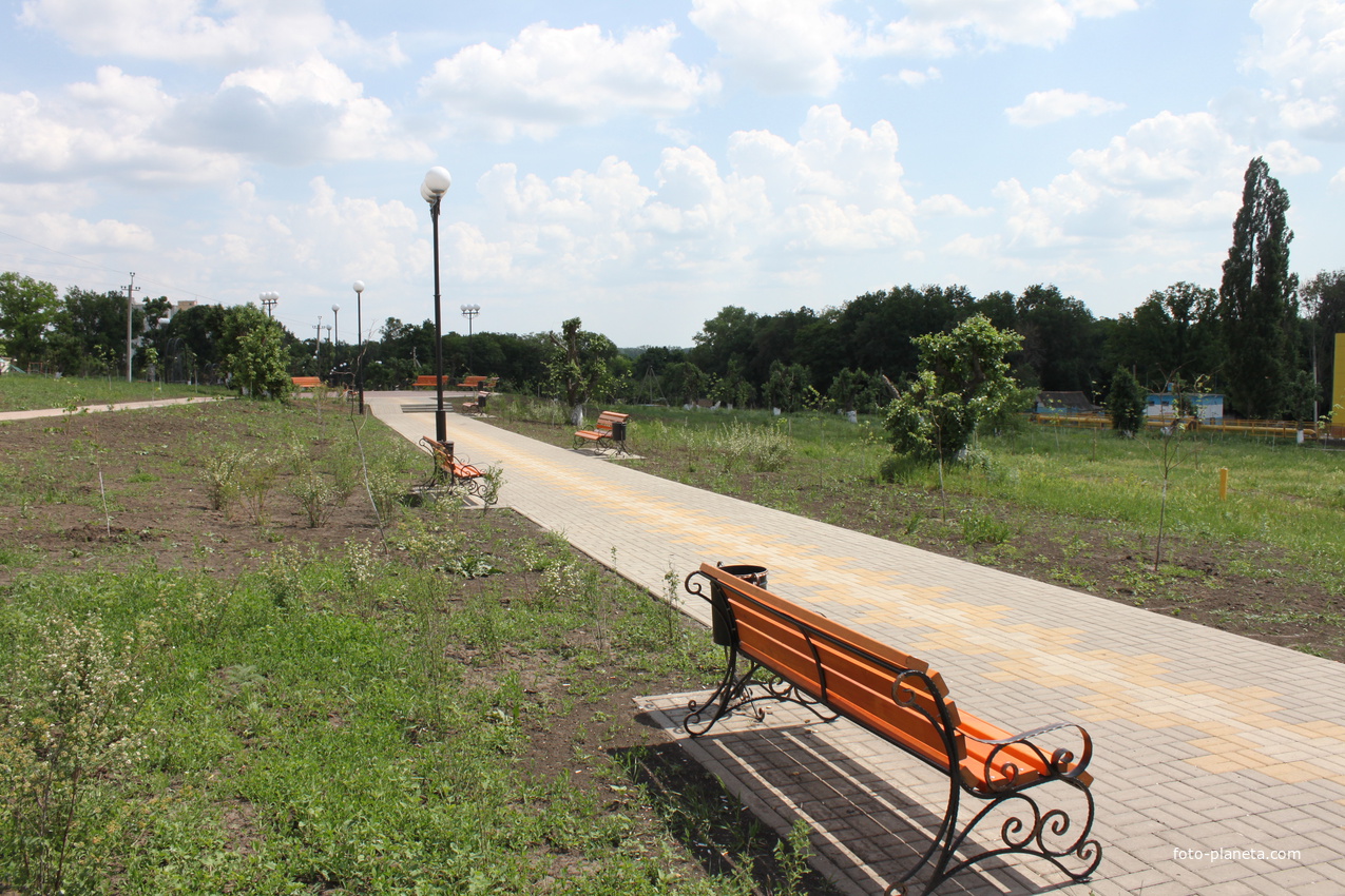 Майский. Парк &quot;Русский лес&quot;.