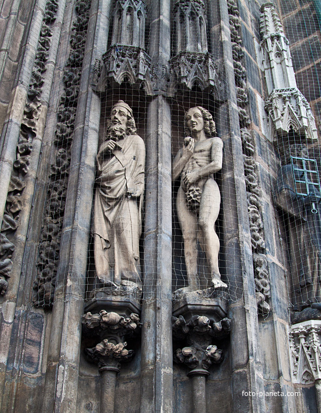 Статуи на соборе Святого Лаврентия