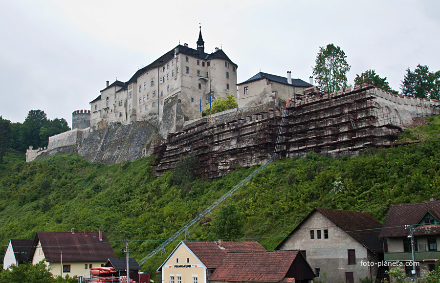 Вид на замок Штернберк