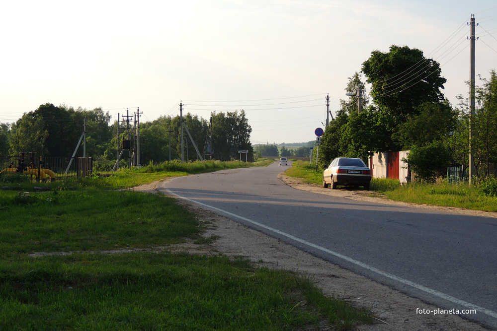 Аксиньино, дорога в Большое Алексеевское