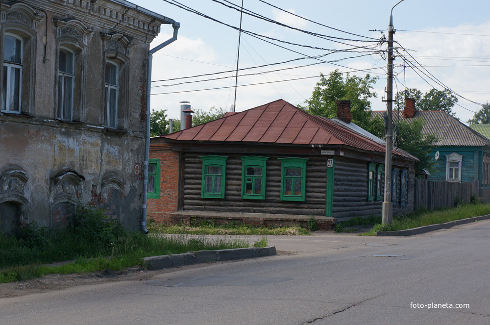 Пересечение Комсомольской и Коломенской улиц