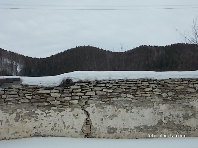 ул.Луговая &quot;Стена&quot;