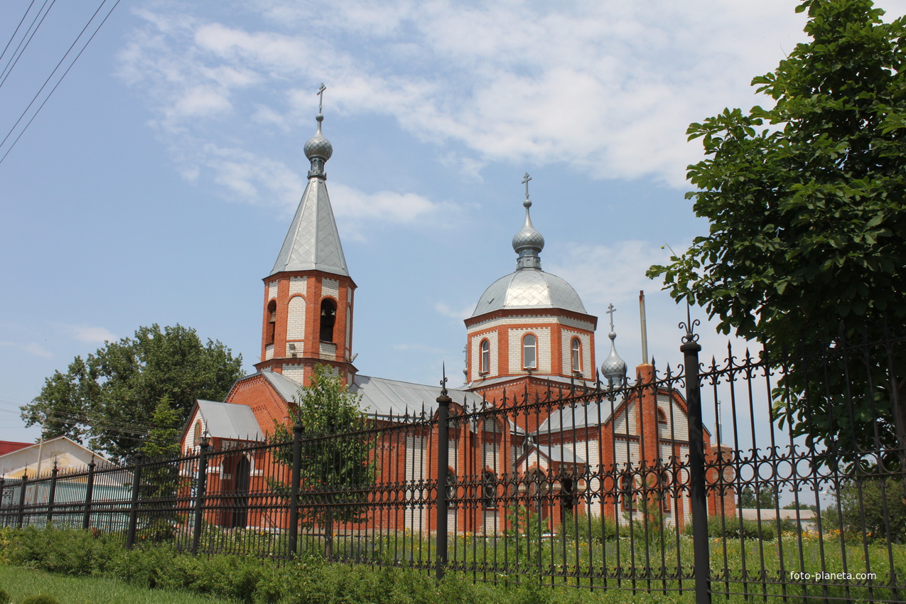 Маслова Пристань. Православный храм.