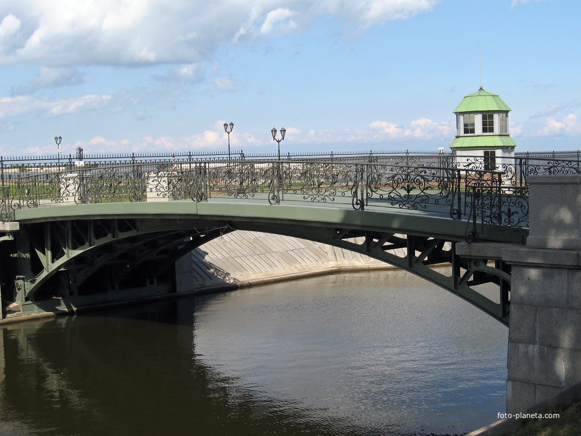 Мосты и каналы в парке