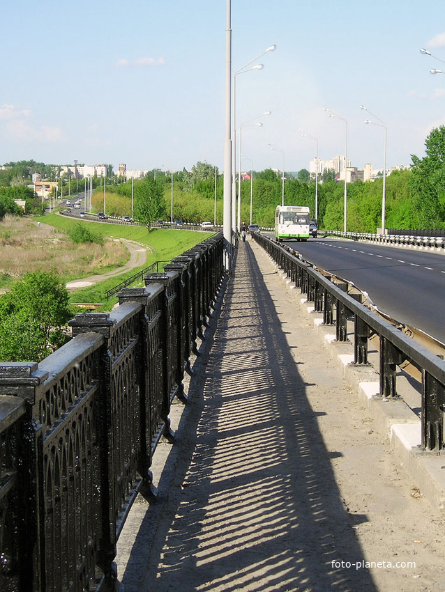 Новый мост. Дорога на ул. Ленина