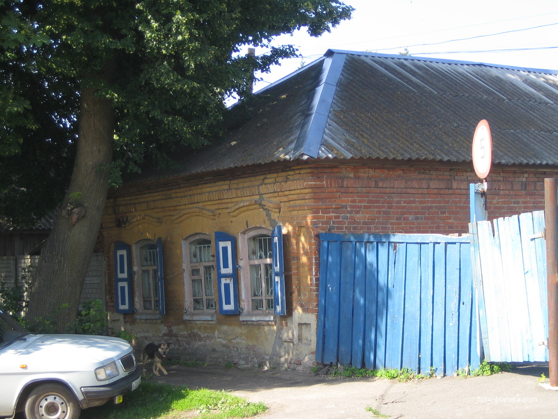Старинный домик на Елисеевской