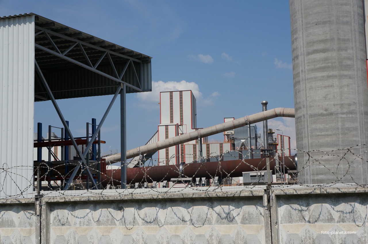 Щуровский цементный завод, труба