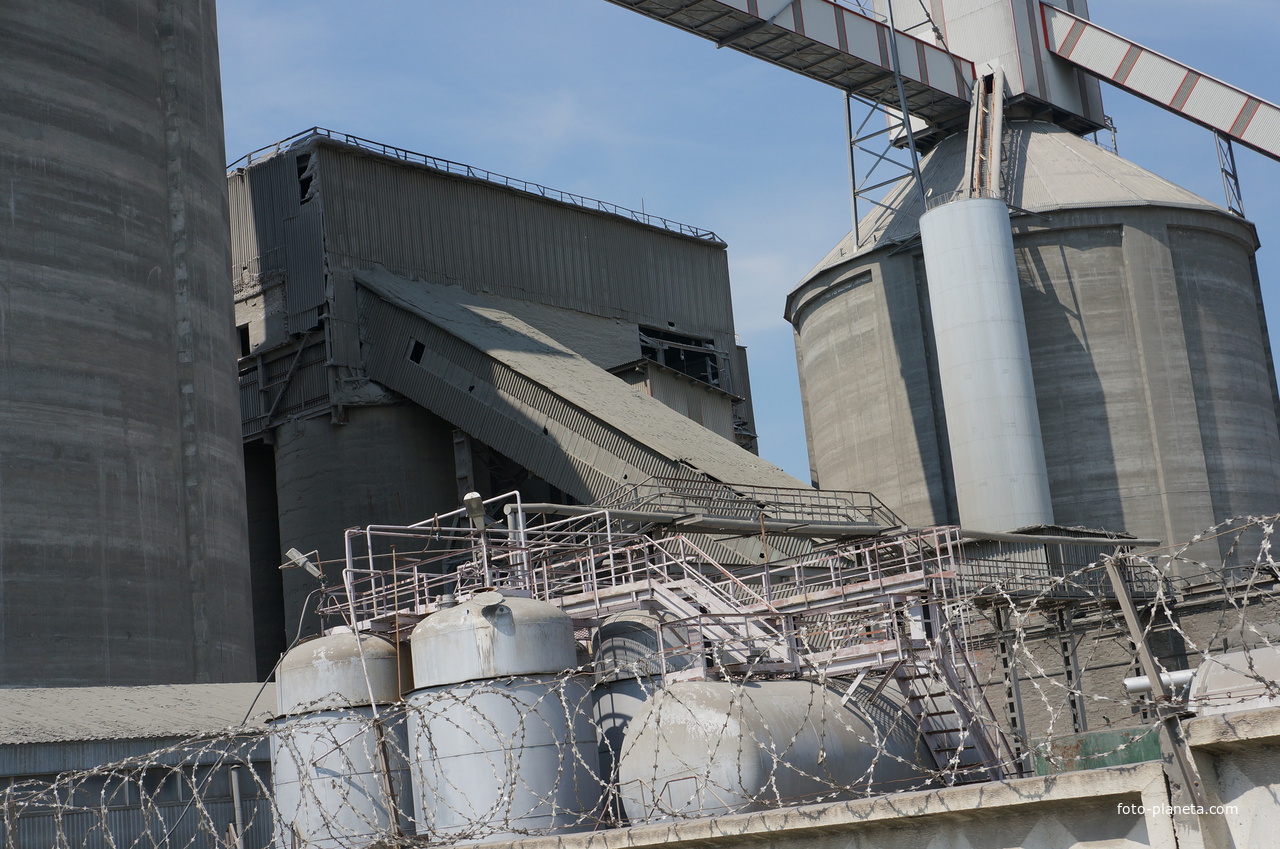 Цементный завод предпринимателя Эмиля Липгарта в Щурово