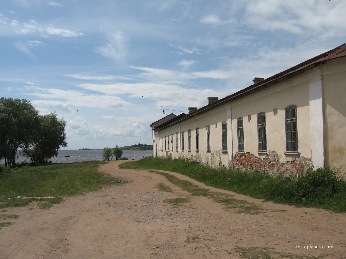 Свято-Юрьев мужской монастырь, озеро Ильмень