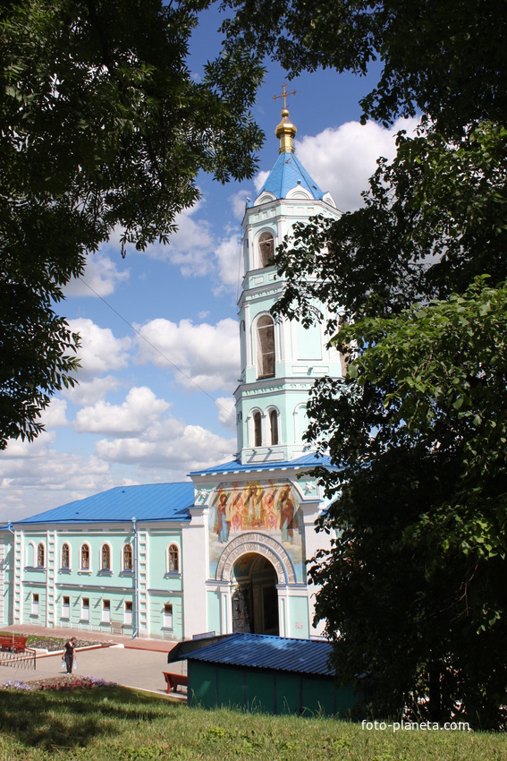 Свобода. Курская Коренная Рождество-Богородичная мужская пустынь.