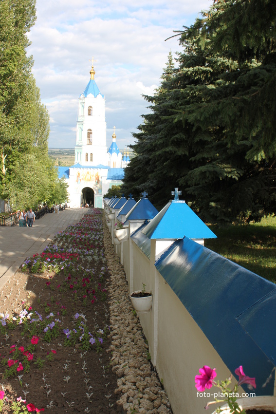 Свобода. Курская Коренная Рождество-Богородичная мужская пустынь.