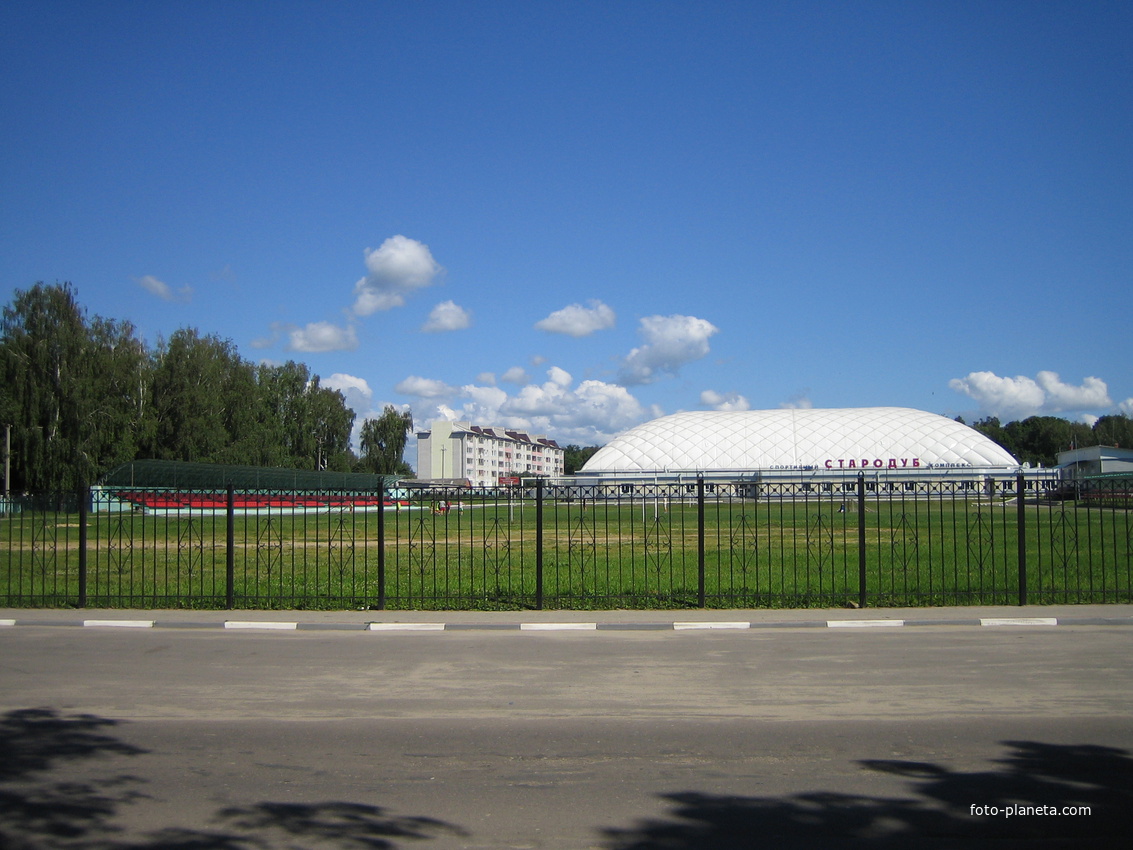 Стадион орбита калуга. Фото спорткомплекса Академии в Горках.