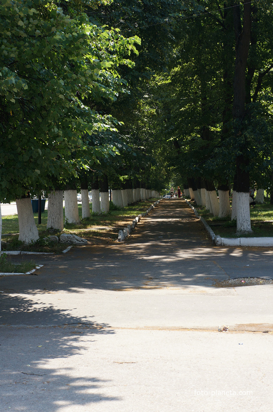 Тротуар на проспекте Победы
