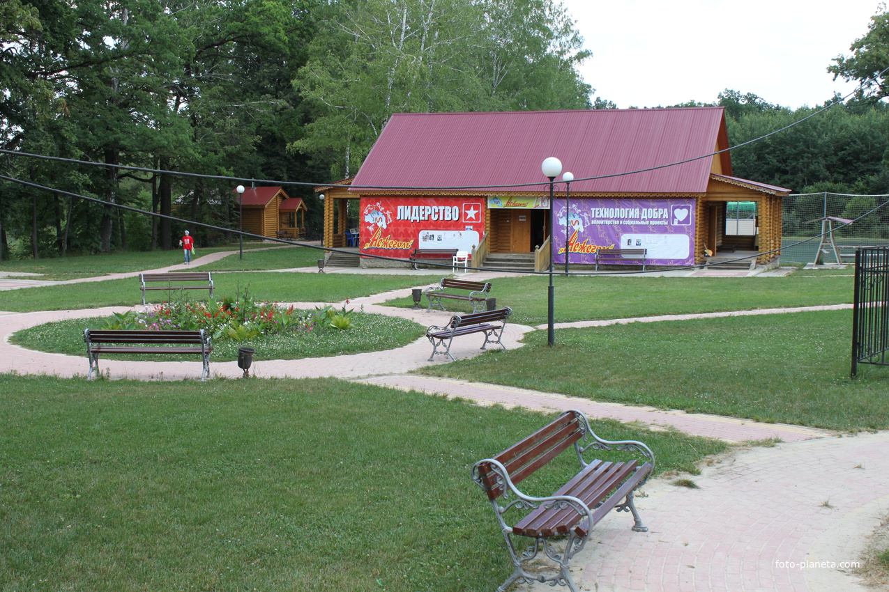 Безлюдовка. База &quot;Рождественское подворье&quot;.